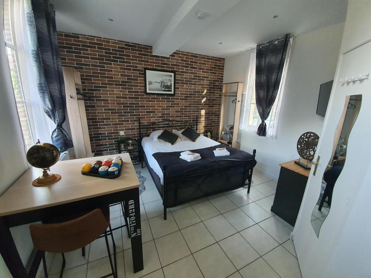 Appartement Indus En Centre Ville Avec Parking Онфлёр Экстерьер фото